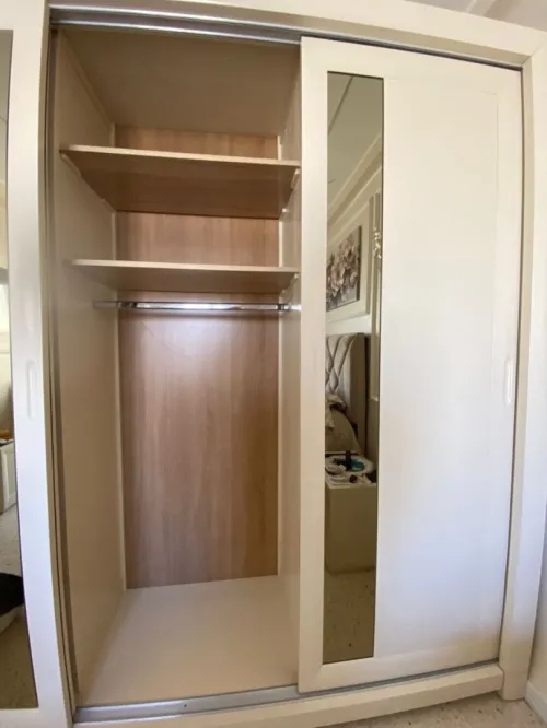 Chambre à coucher en bois hêtre
