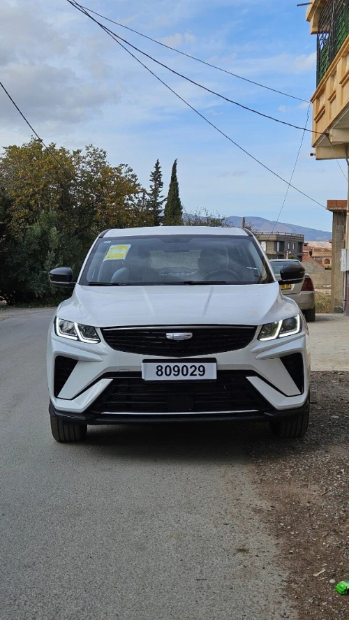 Geely Coolray 2025 