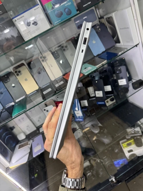 HP Pavillon i7 1360P 16Go 1To SSD