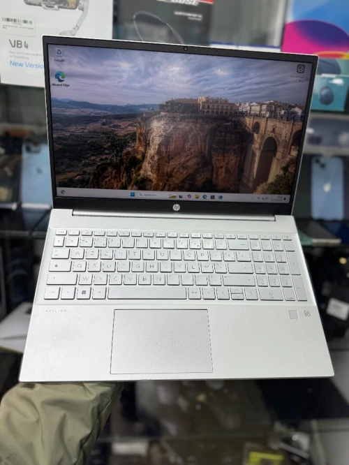 HP Pavillon i7 1360P 16Go 1To SSD