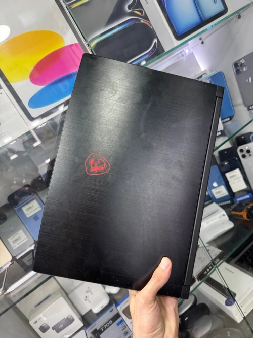MSI GF63 Thin i5 11400H 16Go 512Go SSD GTX 1650 4Go DDR6