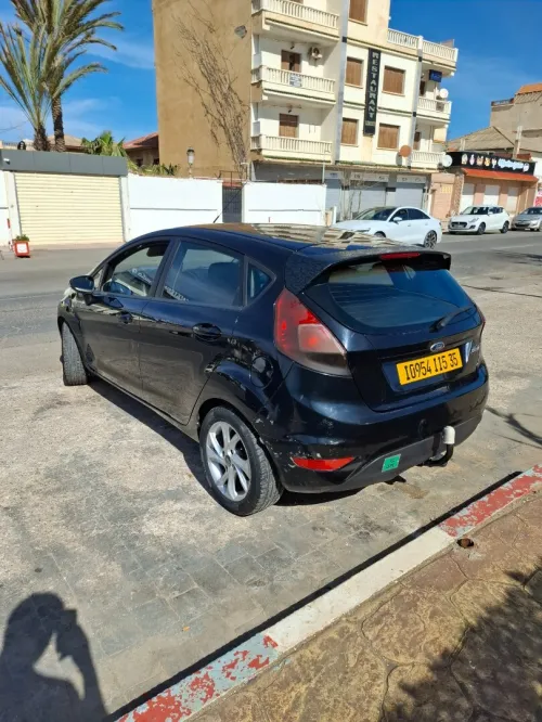 Ford Fiesta 2015 Trend