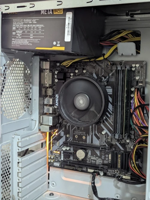 Pc gamer r3 3200g