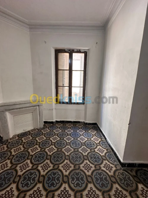Vente Appartement F5 Alger Bab el oued