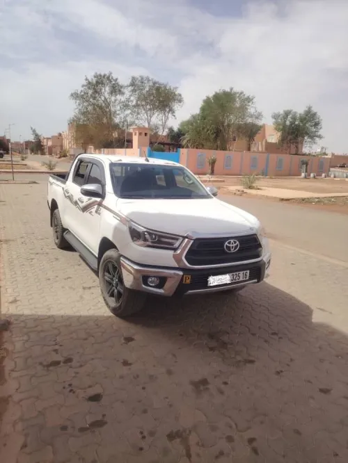 Toyota Revo  2025 2025