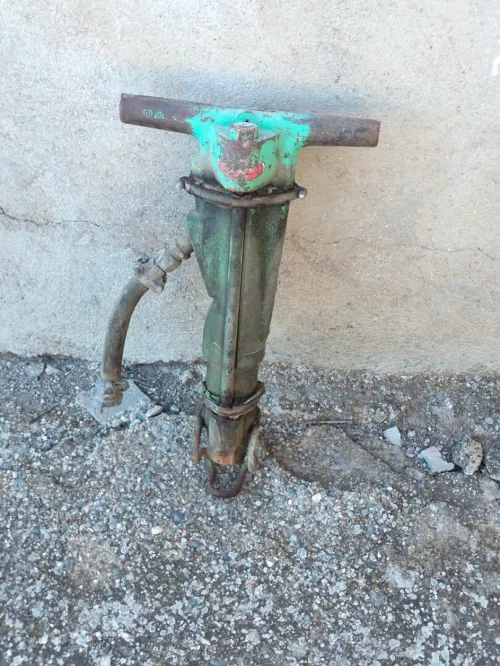 Marteau perforateur -Marteau dameur - Marteau piqueur à air (pneumatique)
