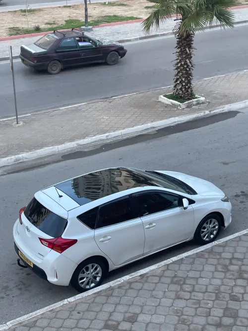 Toyota Auris 2015 Dynamique +