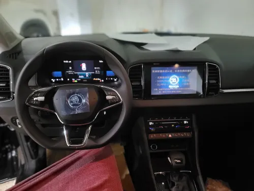 Skoda Karoq 2025 Luxury