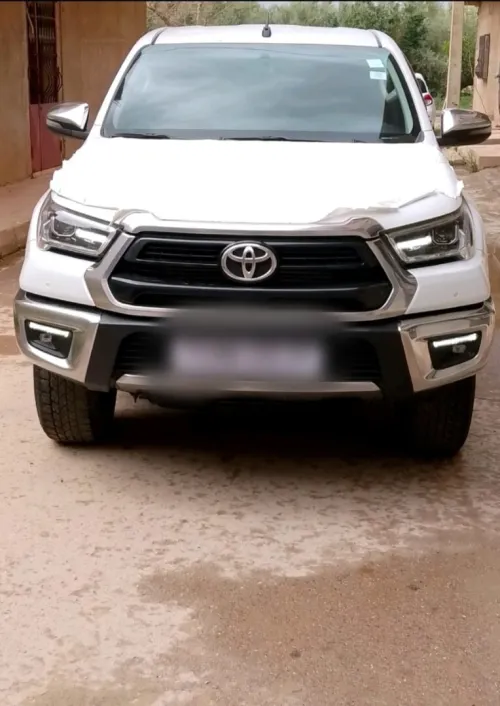 Toyota Hilux 2021 LEGEND SC 4x4