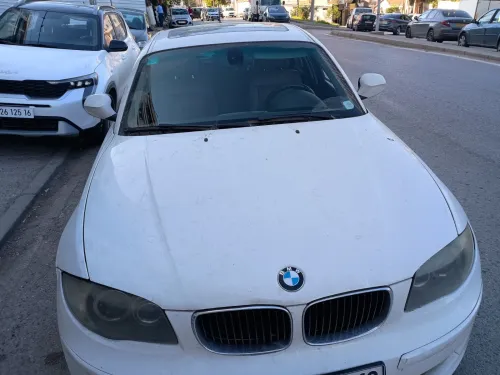 BMW Série 1 2011 