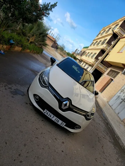 Renault Clio 4 2016 Ivory