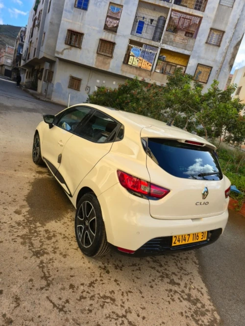 Renault Clio 4 2016 Ivory