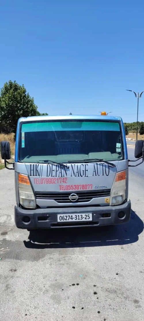Nissan Cabstar 2013