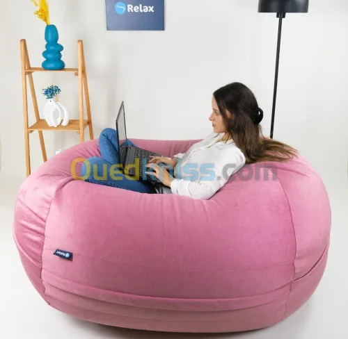 Sofa geante : Oasis de confort  pour une détente XXL!