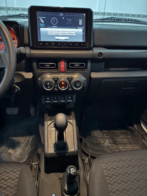 Suzuki Jimny 2024 