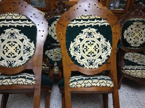 Des fauteuils 