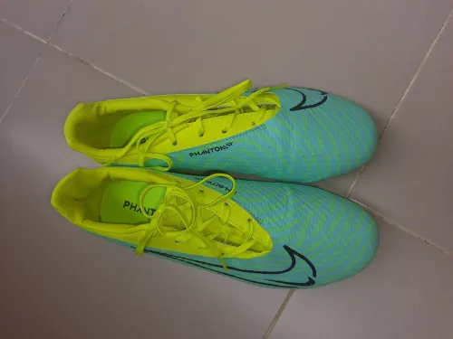 Soulier nike phontom pointure 43