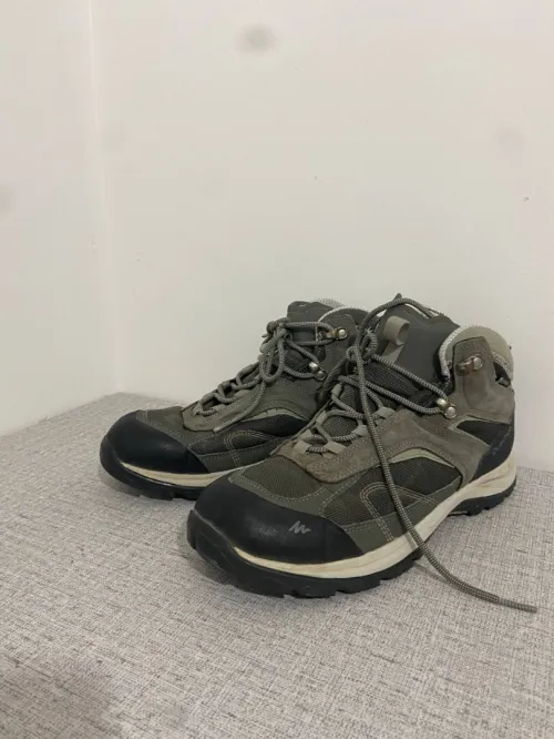 Chaussures de Randonnée Décathlon Homme Taille 42.