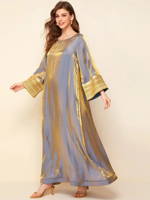 Robe Caftan à manches longues modeste, avec bandes brodées et manches en cloche métalliques