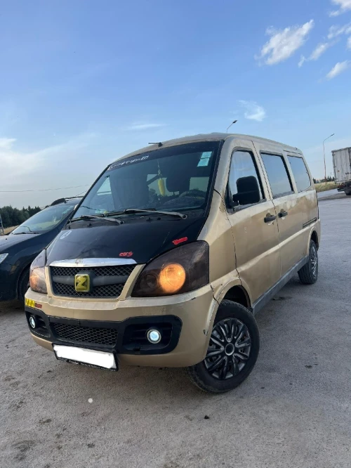 Zotye Z10 2013 