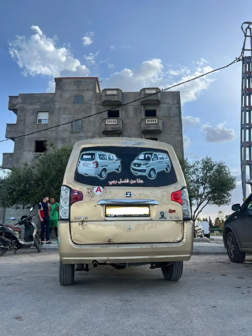 Zotye Z10 2013 