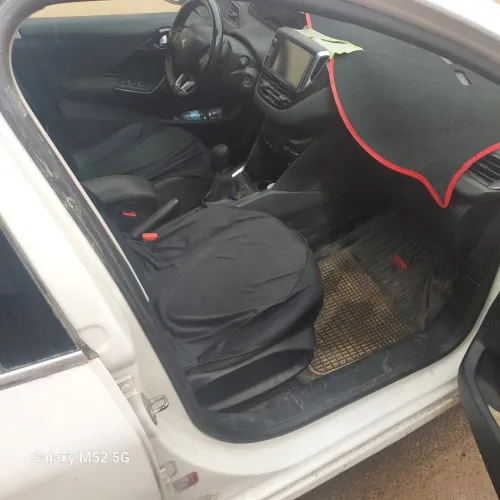 Peugeot 208 2014 208