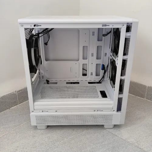 Case GearMaster + 3 Fans 120mm ARGB