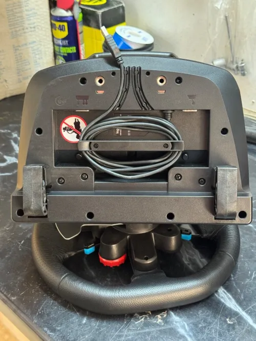 Logitech G29 driving force racing wheel for PS4, PS5, PS3 and PC which cd the crew