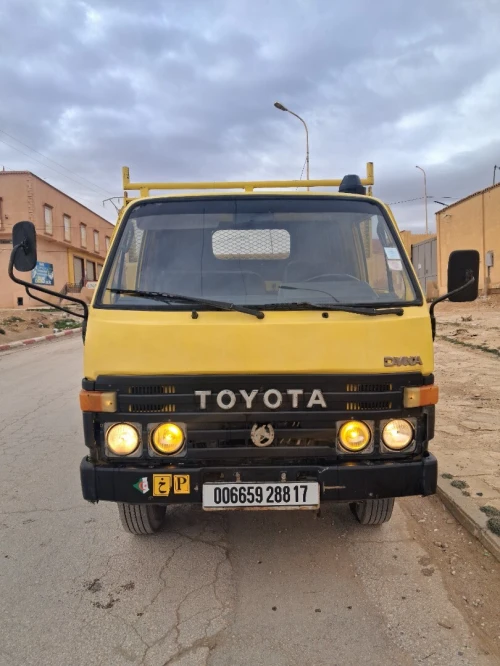 Toyota Diana 1998