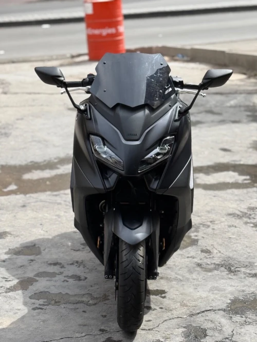 Yamaha T max 562 2024