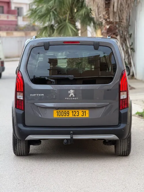 Peugeot Rifter 2023 Allure Kit GT