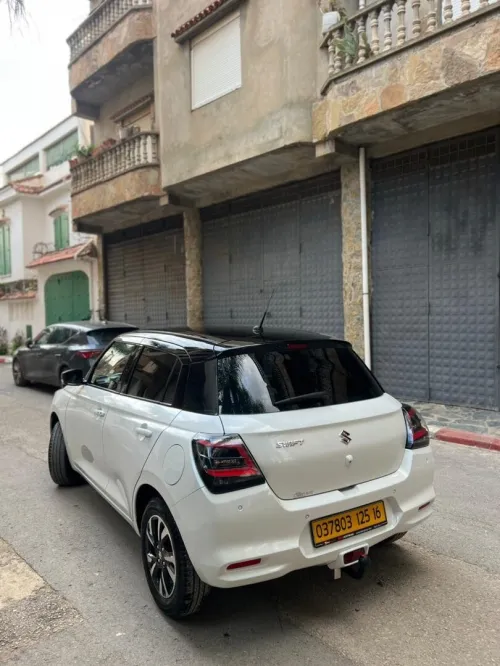Suzuki Swift 2025 Bounty Carlo
