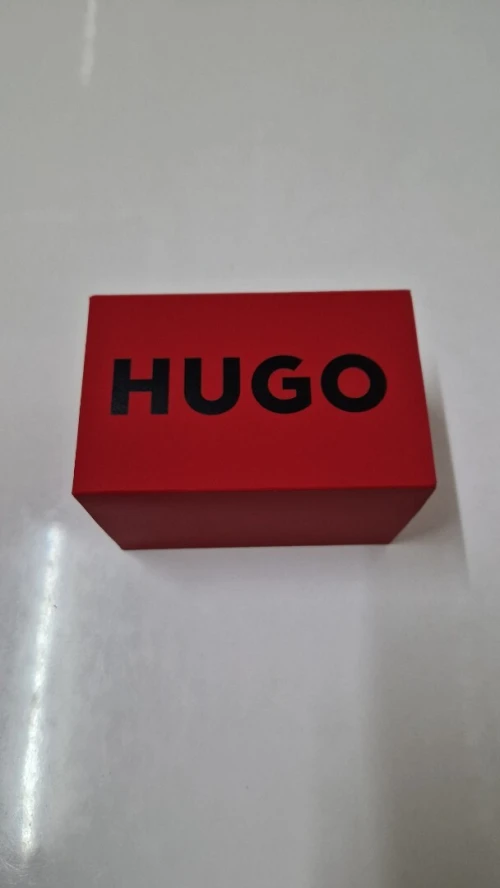 Montre hugo original