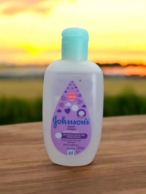JOHNSONS BABY shampoing et huit 