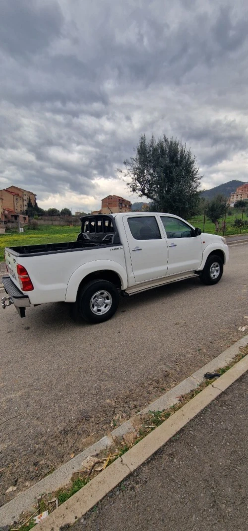 Toyota Hilux 2015 LEGEND DC 4x4 Pack Luxe