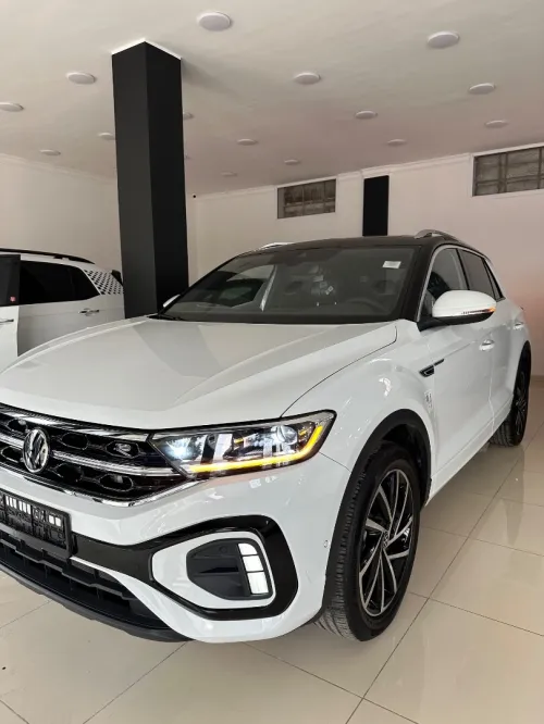 Volkswagen T-Roc 2025 Full options