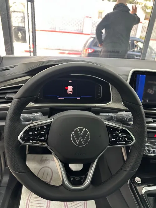 Volkswagen T-Roc 2025 R-Line 