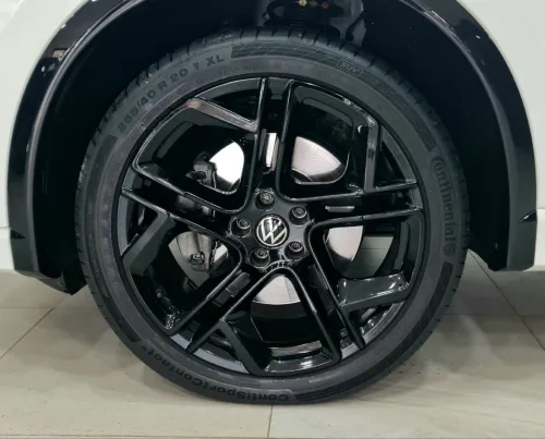 Volkswagen Tiguan 2025 R line black