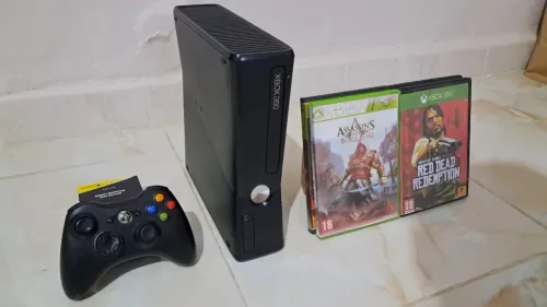 XBOX 360 SLIM 