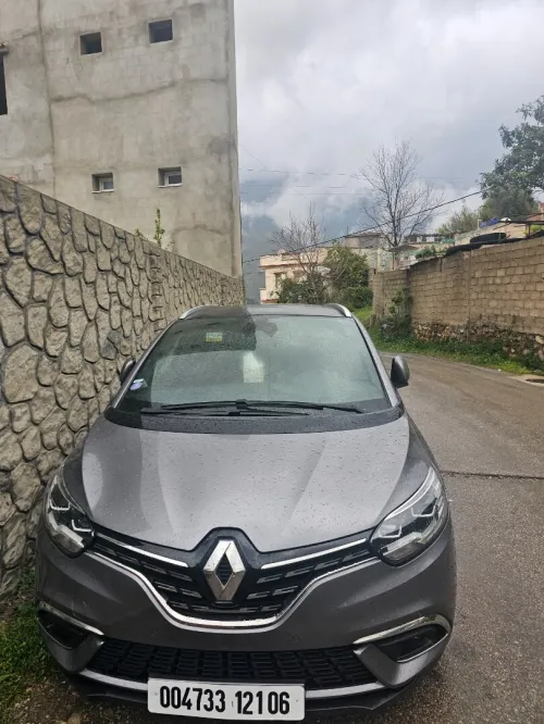 Renault Grand Scenic 2021 
