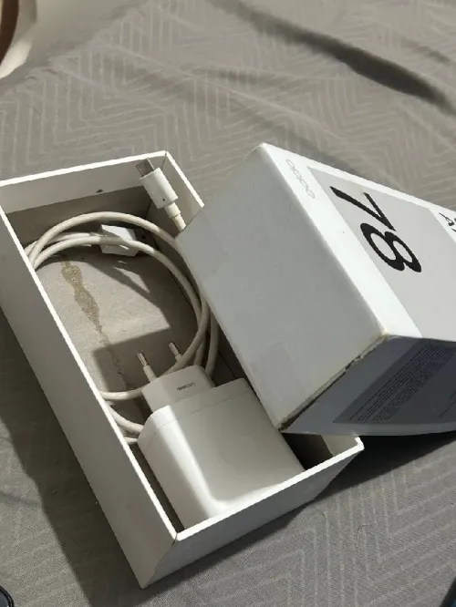 OPPO A78