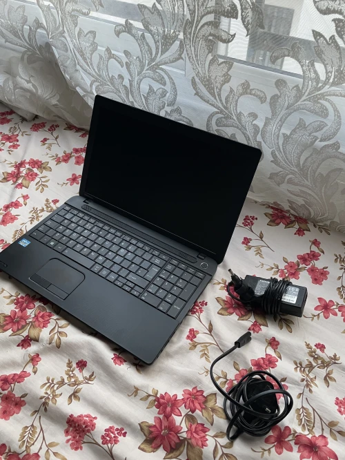 TOSHIBA SATELLITE PRO C50-A-136 16G RAM 238G STOCKAGE I3 3120 CPU 2.50GHz