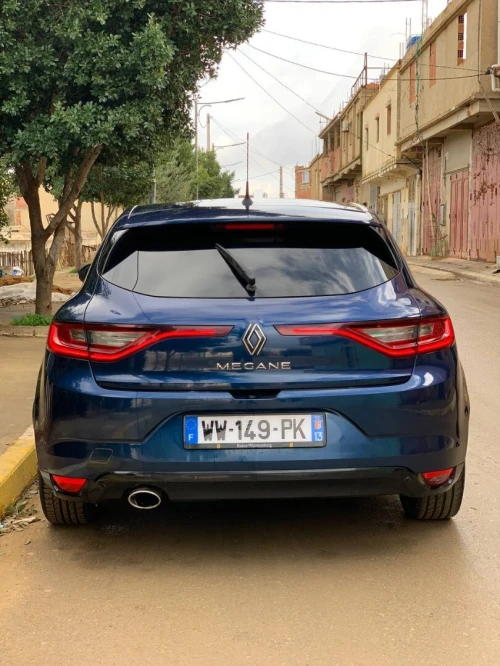 Renault Megane 4 2017 R Link