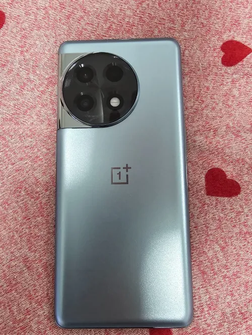 One plus 11R