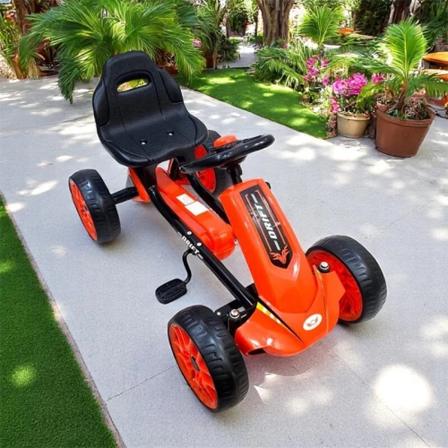Voiture de cascade 4WD télécommandée 2,4 G