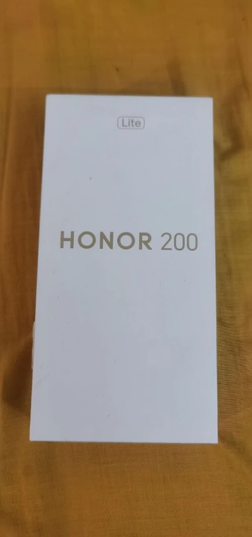 Hwawei Honor 200
