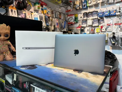 MacBook Air M1 en boîte 