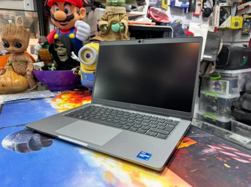 New Arrivage Laptop Dell Latitude 5320 i711eme affaire