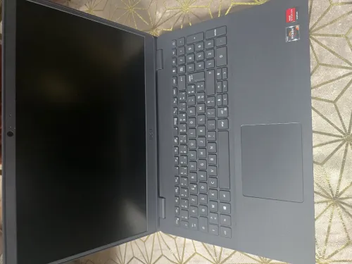 Dell Inspiron 3505 Ryzen 3, 8Go RAM, 500Go NVME + 1To HDd