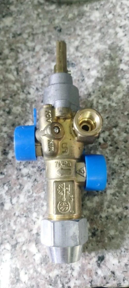 Robinet à gaz type 21S raccord veilleuse original Italy